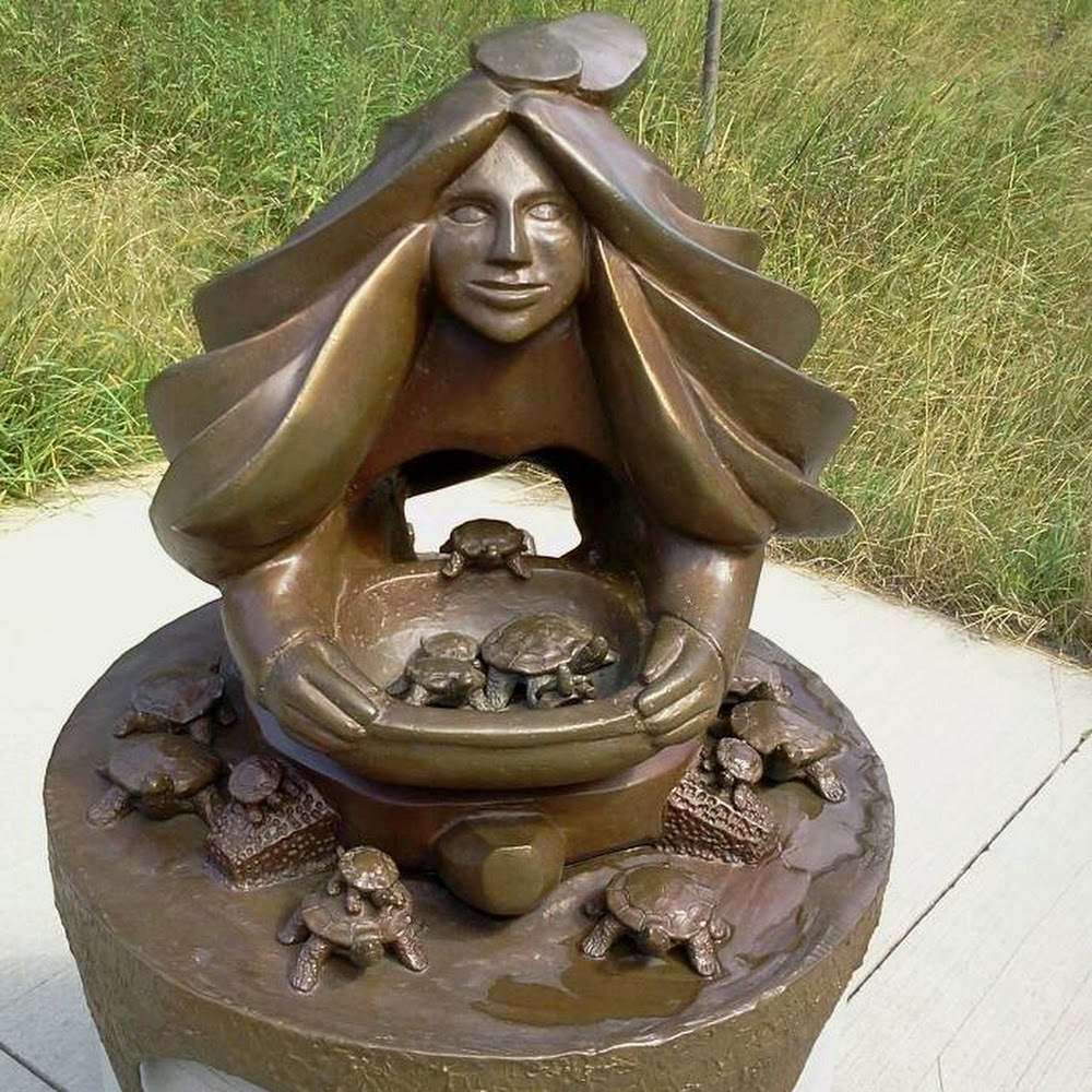 Meet your Posher, Dee